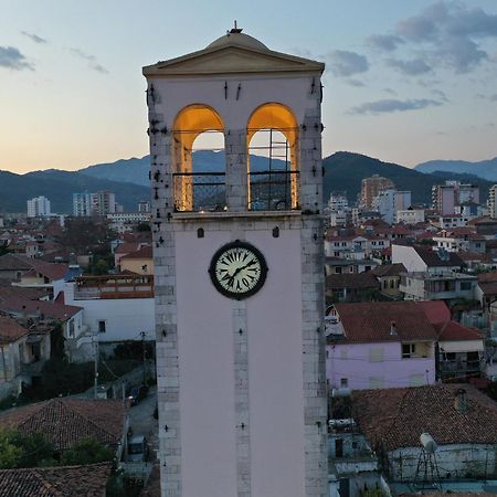 Villa Zoi A Stay To Remember I Located Inside The Castle Of Elbasan, On A Historic Roman Road Via Egnatia I Homemade Breakfast Exteriör bild